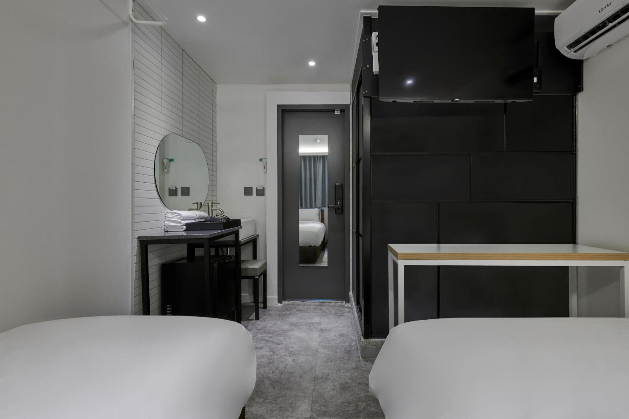 Eight Rest Hostel Myeongdong سيول المظهر الخارجي الصورة