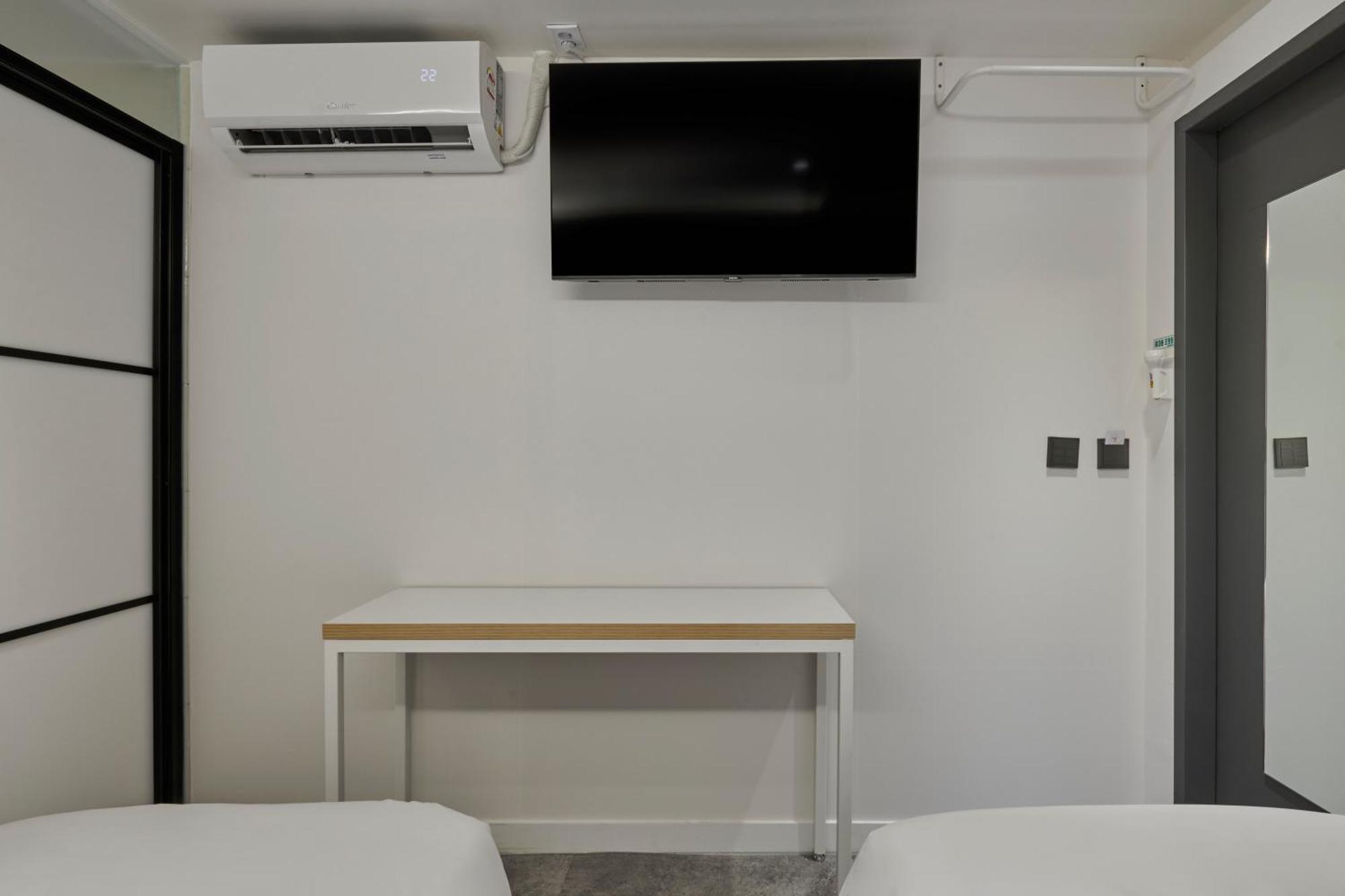 Eight Rest Hostel Myeongdong سيول المظهر الخارجي الصورة