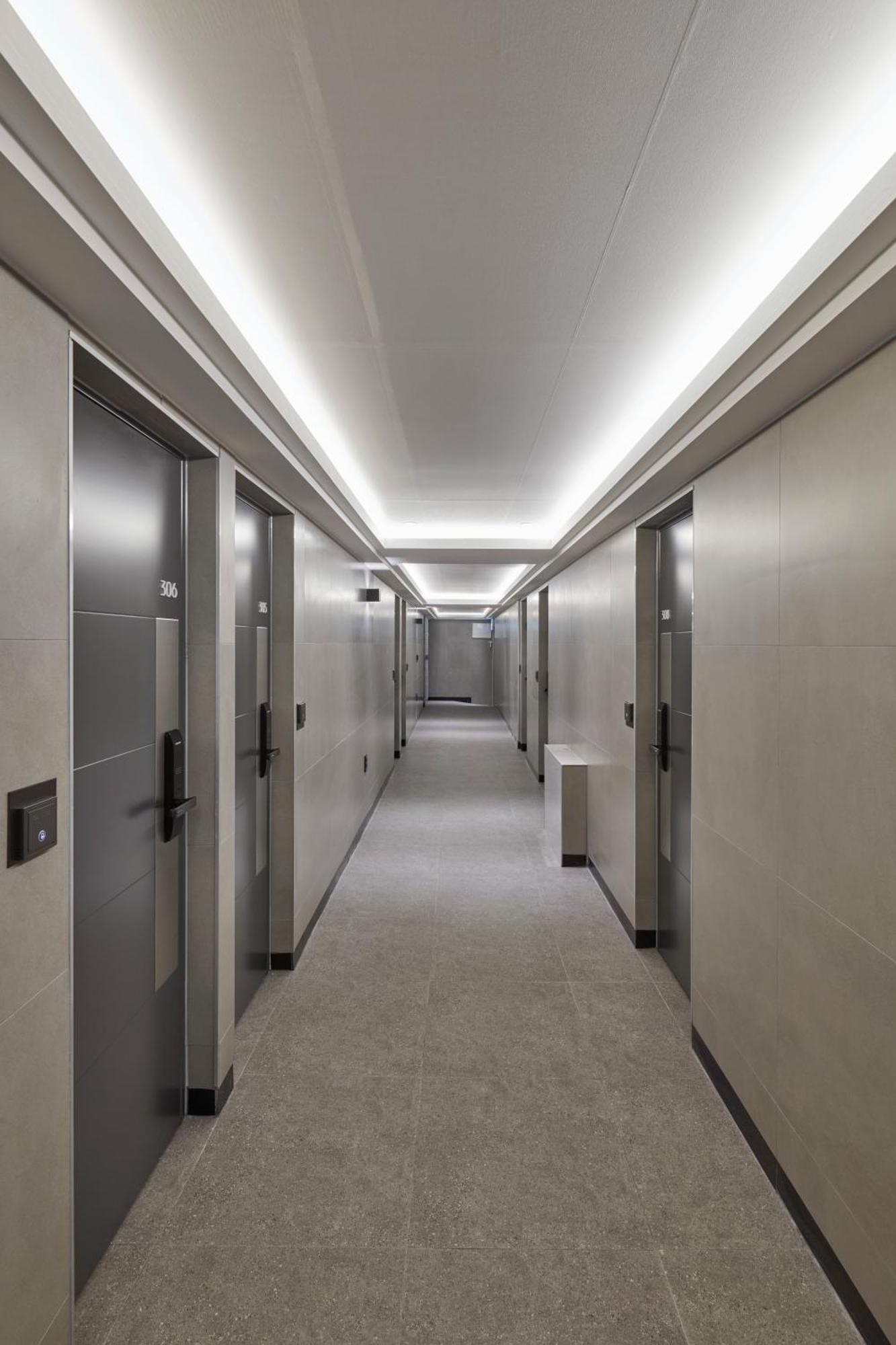 Eight Rest Hostel Myeongdong سيول المظهر الخارجي الصورة