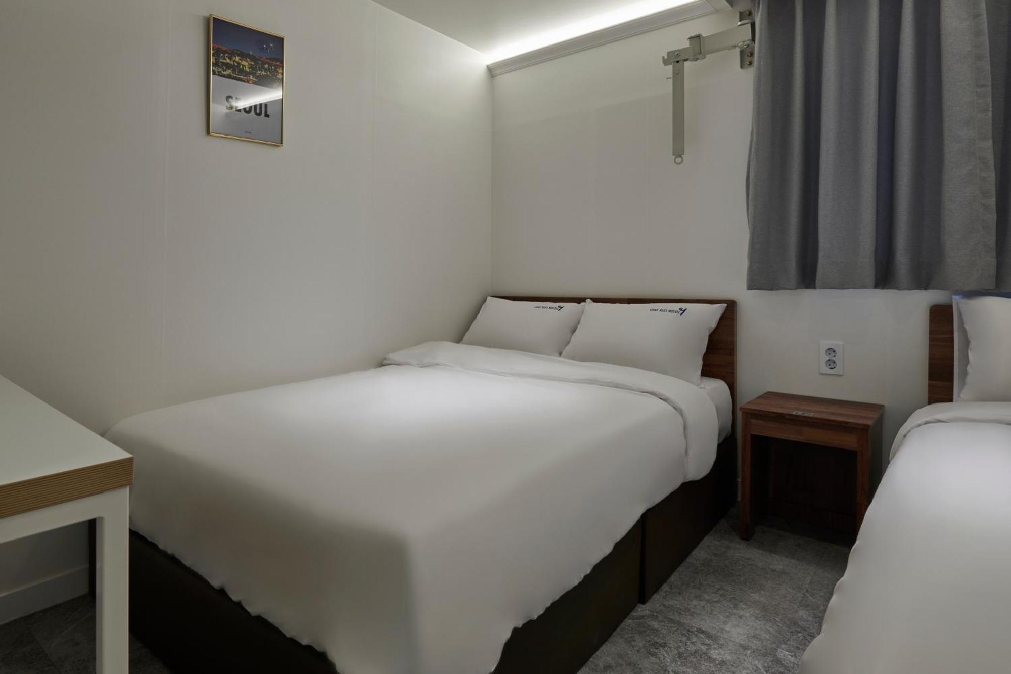 Eight Rest Hostel Myeongdong سيول المظهر الخارجي الصورة