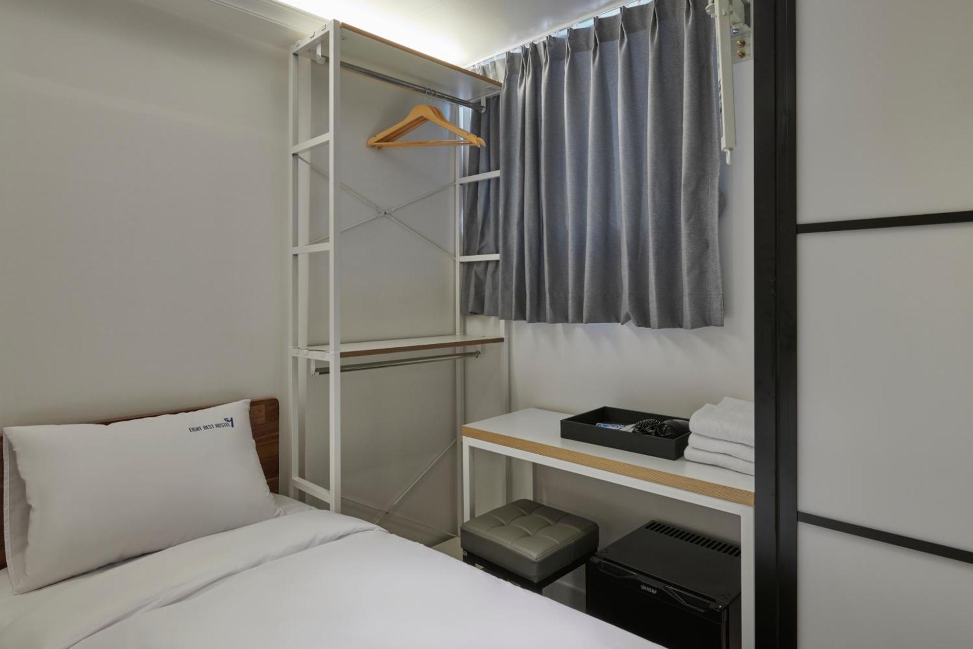 Eight Rest Hostel Myeongdong سيول المظهر الخارجي الصورة